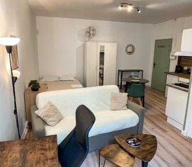 Aubenas Apartamento | Escapade Ardéchoise - Parking Gratuit - Château à 2 pas