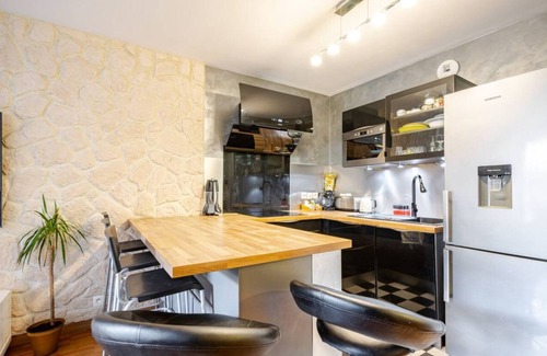 Le Plessis-Bouchard Apartamento | Escapade Exotique-Private Terrace-Love&Jacuzzi