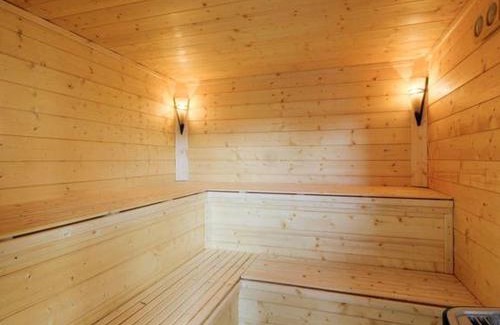Ferdrupt Casa | Escapade Romantique: Cabane avec Terrasse Panoramique, Poêle à Bois et Éclairage Multicolore - FR-1-589-441