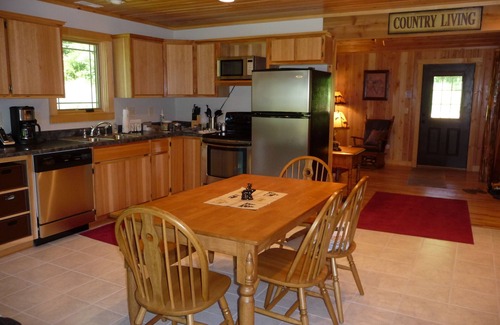 Latham Cabina | ¡Escápese de la realidad en Dry Creek Cabin!