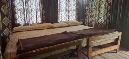 Kanthalloor Casa | Escape Natural Farm stay - Loghouse