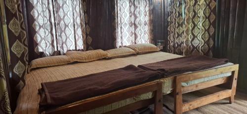 Kanthalloor Casa | Escape Natural Farm stay - Loghouse