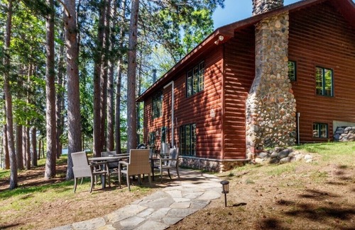 Solon Springs Cabina | Escape on Midde Eau Claire Lake