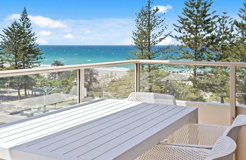 Burleigh Heads Apartamento | Escape on the Esplanade