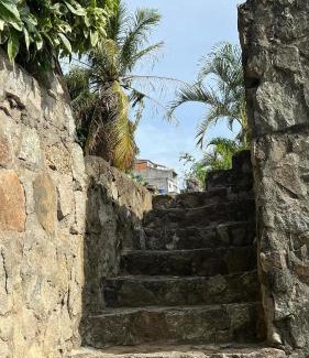 Praia dos Anjos Casa | ESCAPE PARA O PARAISO, Casa Mobiliada com PISCINA e Salão de jogos, 300mt da PRAIA