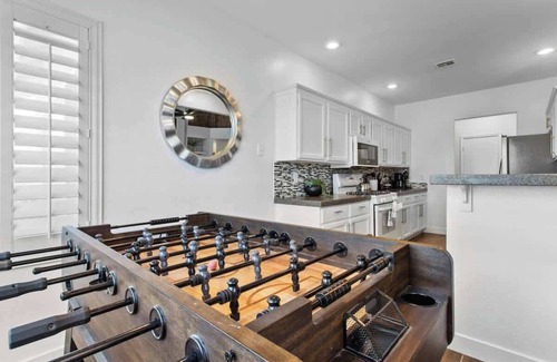 North Las Vegas Casa | Escape the City in a Serene 5BR Home w/ BNEW Pool