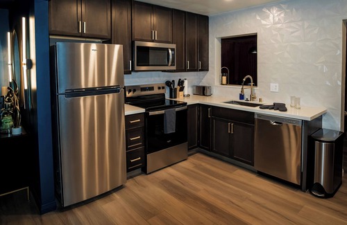 Townsite Casa | Escape the Everyday and Delight your Senses, Full 2 Bedroom House