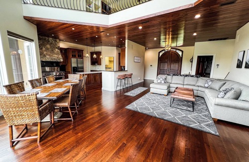 Lansing Cabina | Escape the Everyday -Find Peace in the High-Country This Sept @MountEverAfter