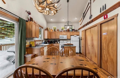Leavenworth Cabina | Escapar del ajetreo y el bullicio. ¡Tómese el tiempo para relajarse y recargar energías!