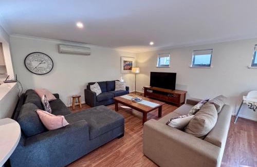 Broadwater Villa | Escape to 67 at Cape View
