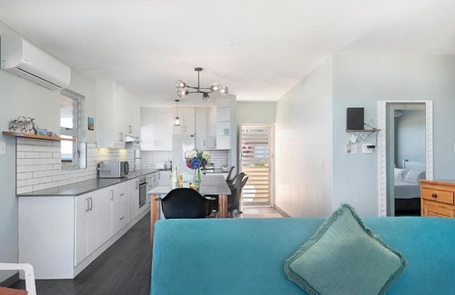 Umdloti Apartamento | Escape to a Beach House