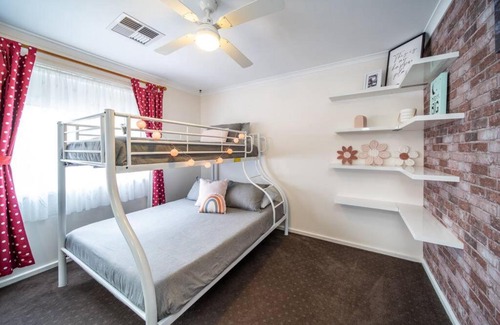 Nairne Casa | Escape to Adelaide Hills
