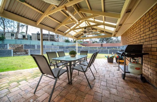 Nairne Casa | Escape to Adelaide Hills