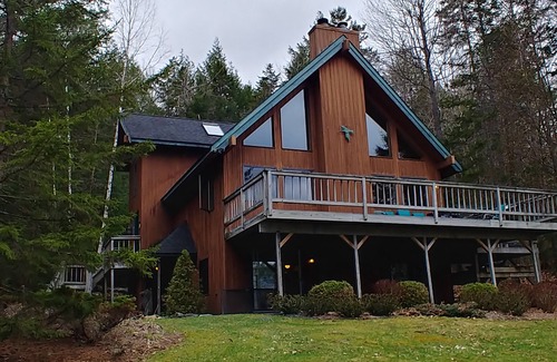 Ludlow Casa | Escape to beautiful VERMONT.