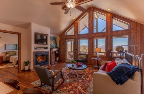 Boone Casa | Escape to Blue Ridge