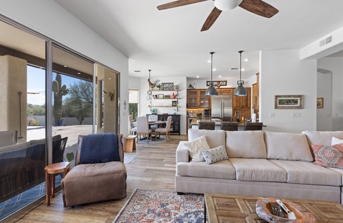 Desert Hills Casa | Escape to Casa de Agave. Your 4-bedroom haven in the beautiful Arizona desert.