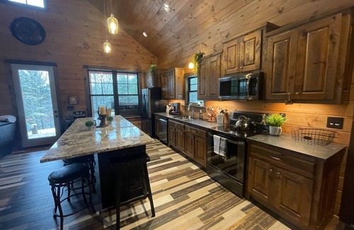 Mineral Bluff Cabina | Escape to Copper Ridge Cabin in Mineral Bluff Georgia