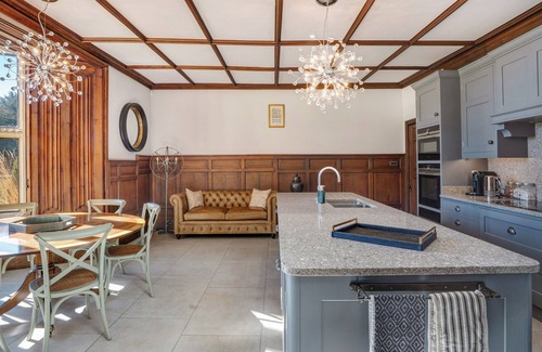Saint Osyth Casa | Escape to Darcy West - luxury, space, and charm on a grand country estate.