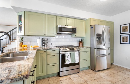 Fennville Casa | Escape to Hutchins Lake