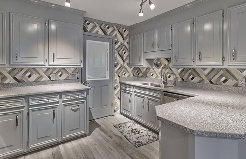 Chapin Casa | Escape to Lake Murray with this large close-in home, packed with amenities.