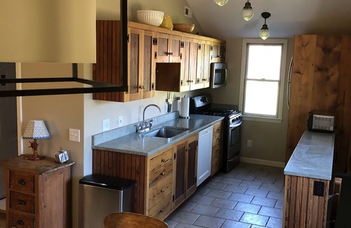Nantucket Cabaña | Escape to Nantucket's charm, just a 6-min drive from Surfside Beach