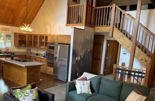 Pollock Pines Casa | Escape to Nature! Charming Tranquil Cabin w/ Hot Tub!
