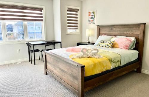 Thorold Casa | Escape to Niagara 6 bedrooms, 5 baths with a game room, arcades