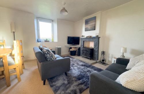 Calder Bridge Casa | Escape to our Cosy Cottage with Log Burner in Drigg, Lake District