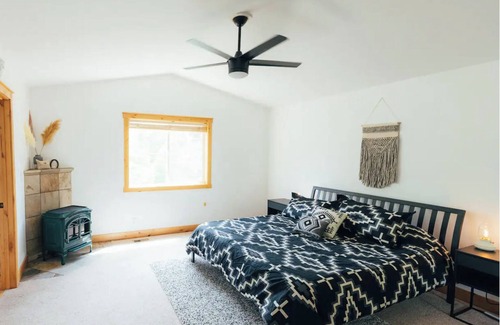 Hailey Casa | Escape to our cozy 3BR/2.5BA in Hailey, 5min to trails, 15min to ski resort.