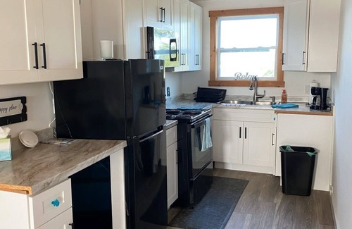 Green Turtle Cay Casa | Escape to Paradise: 1-Bedroom 1 bath 2 Boat Docks with Sunrise and sunset Views!