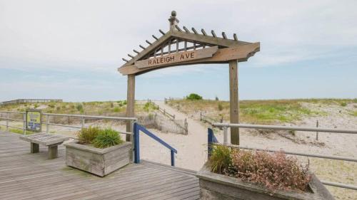 Atlantic City Casa | Escape to Raleigh Ave 3 Steps from the Beach