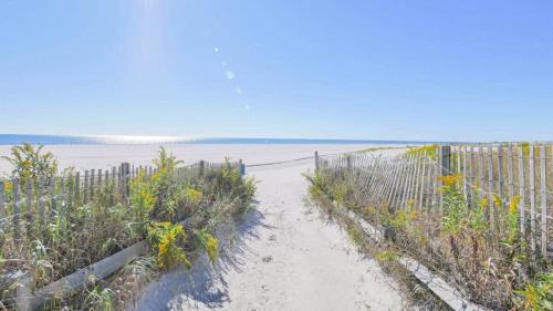 Atlantic City Casa | Escape to Raleigh Ave 3 Steps from the Beach