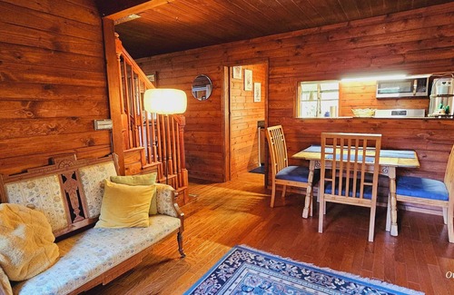 Northwood Cabina | Escape to Redwood Bliss at this Cozy Cabin near Monte Rio Beach!