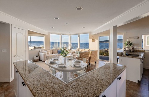 Langley Casa | Escape to Serenity: Charming Beach Cottage Retreat on Whidbey Island Awaits!
