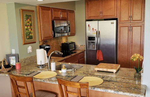 Makaha Condominio | Escape to the beauty of the Makaha Valley!