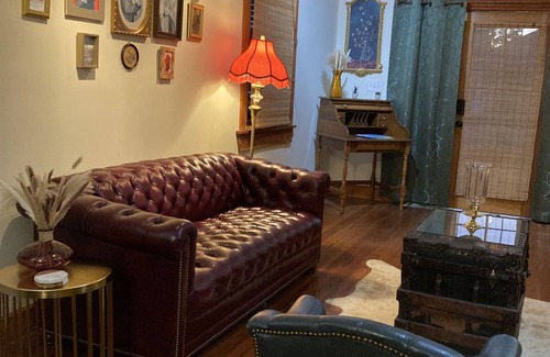 Saint Claude Casa | Escape to the Josephine Suite: Jazz Inspired St. Claude Getaway!