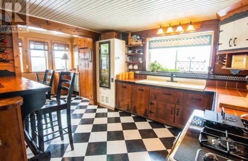 Greater Madawaska Cabina | Escape to the Woods in the Ottawa Valley Pet Friendly