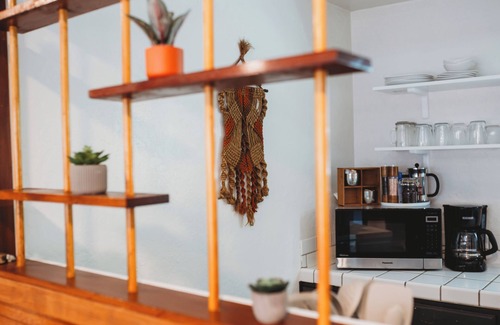 Phoenix Casa | Escape to this artsy 2-bedroom MCM Guesthouse in charming Phoenix, OR. Unwind in the luxurious spa soaking tub after exploring Southern Oregon. Features high-end design for a stylish, quiet retreat.