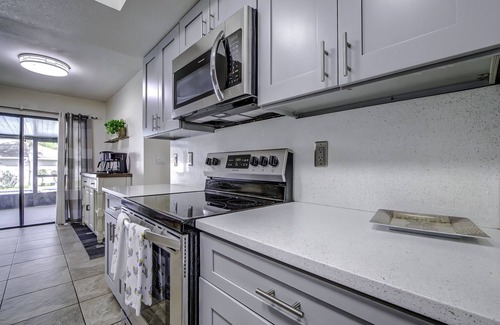 Ocala Casa | Escape to this tranquil oasis that will wisk your worries away.