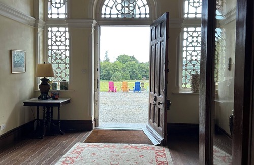 Banteer Casa | Escape to Timeless Luxury at Clonmeen House: Hidden Gem in Ireland's County Cork