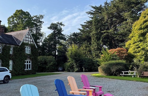 Banteer Casa | Escape to Timeless Luxury at Clonmeen House: Hidden Gem in Ireland's County Cork