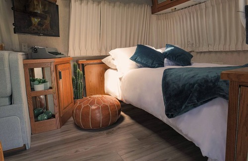 Langley Casa | Escape to Tranquility at Airstream Silver Heaven.