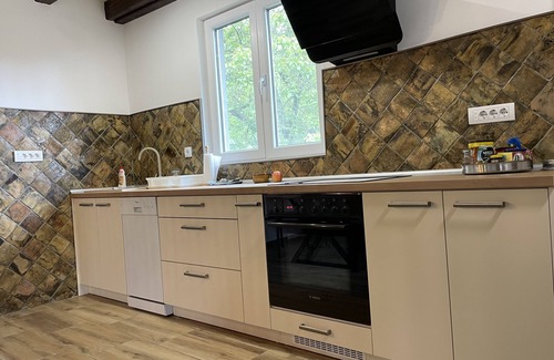 Petrovaradin Casa | Escape to Tranquility: Serene Weekend House in Fruska Gora Mountains