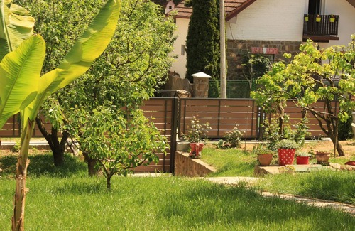 Petrovaradin Casa | Escape to Tranquility: Serene Weekend House in Fruska Gora Mountains