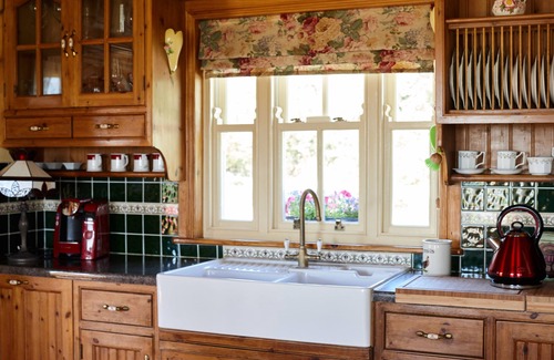 Ennis Cabina | Escape to tranquil luxury near The Cliffs of Moher ,Co Clare.