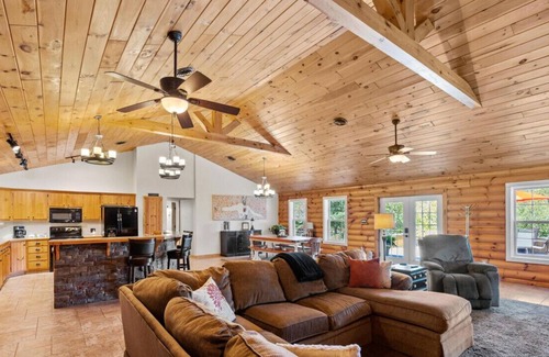 Chestnutridge Casa | Escape to Tranquility
