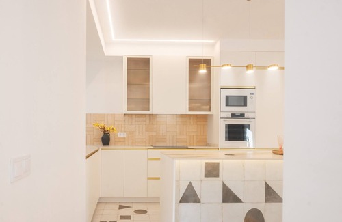 Ibiza Apartamento | Escápate al Encanto Urbano: Piso con Balcón y Espacios Modernos"