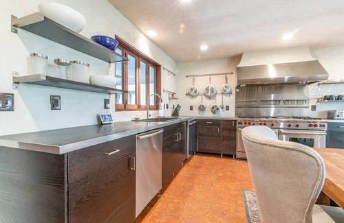 Marietta Casa | Fall Sale: 10% Off 3+ nights – thru Nov 20!