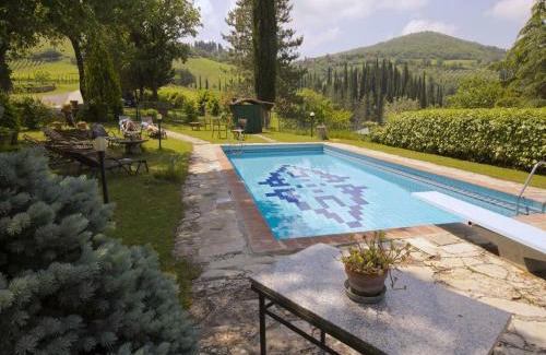 Radda in Chianti Apartamento | Escape to Vineyards, Elba