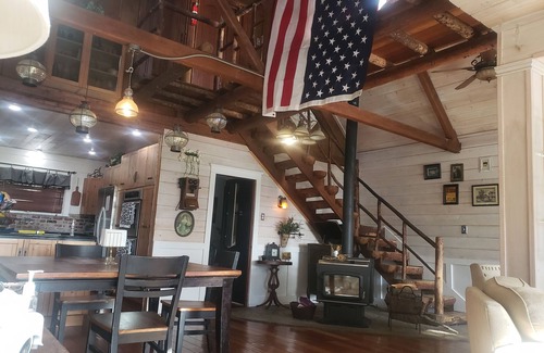 Cedarpines Park Cabina | Escape to your cozy Cedarpines Park cabin, near Yaamava' fun!